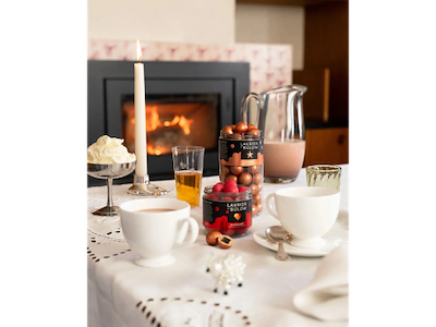 Lakrids by Bülow Black Box Reg/Small Classic Caramel/Crispy Raspberry 385g