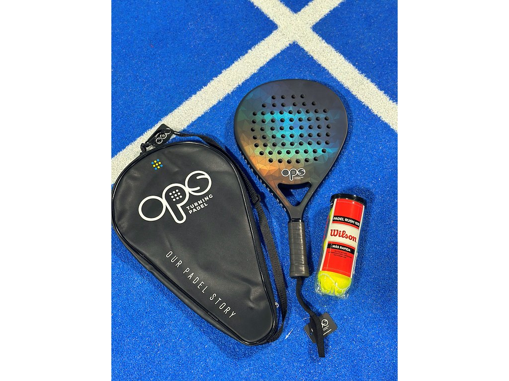 Padelgavepakke Chapter Two bat + Cover + 3 stk. Wilson padel bolde