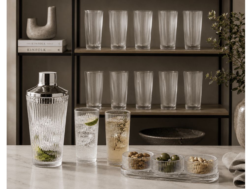 Stelton Pilastro Coctail Shaker med Pilastro Long Drikkeglas 0,3 l 12 stk. og Pilastro Tapassæt
