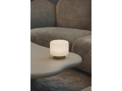 Dentelles 15 light, USB Hvid/Gold