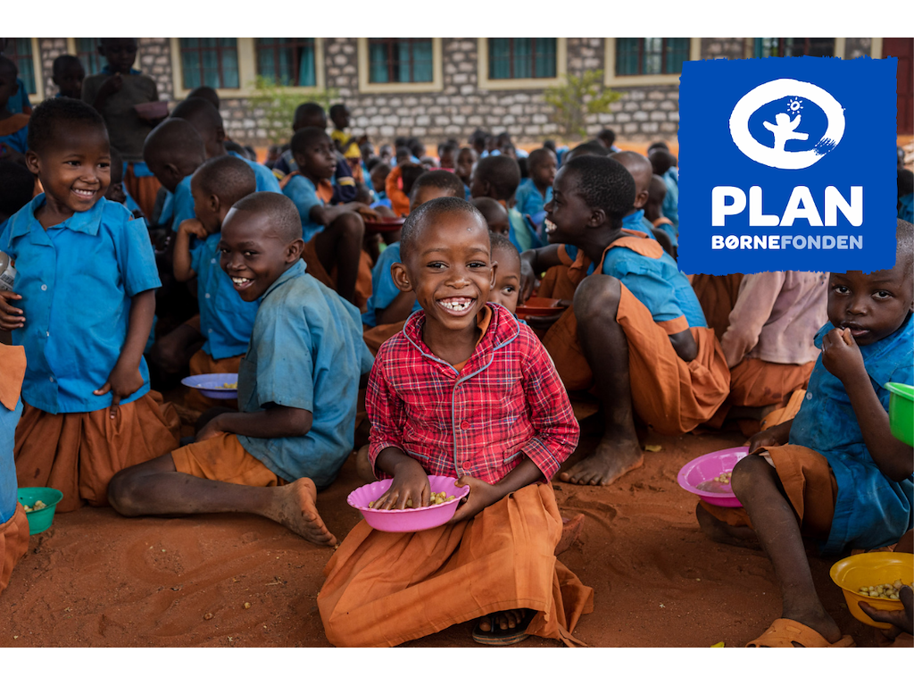 Giv skolemad i 10 måneder til børn i Rwanda