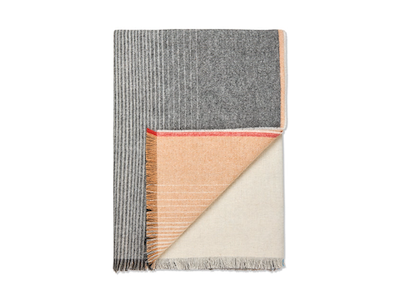 Carte Postale Plaid - Design by Inga Sempé - 130x200 cm - Black/Brown